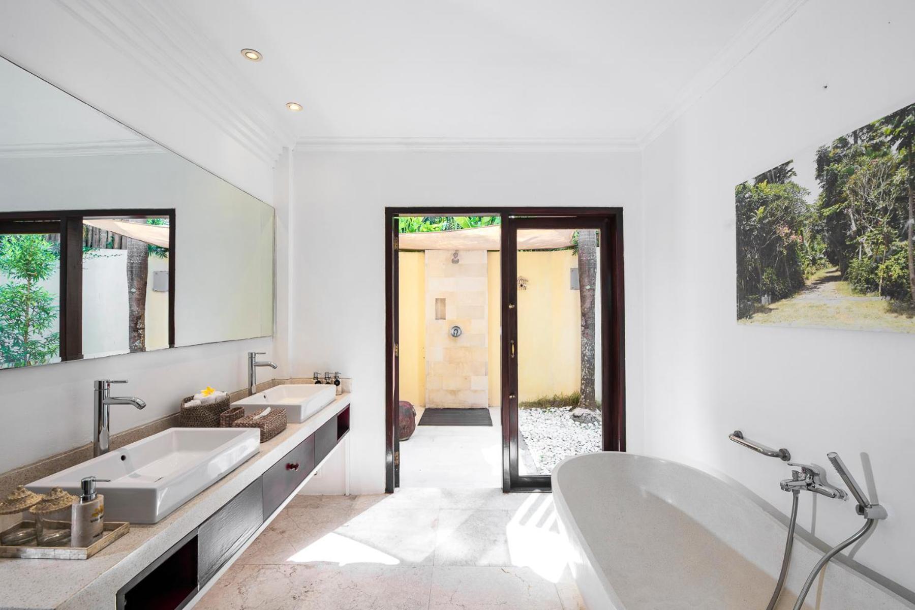 Villa Manis Canggu Екстериор снимка